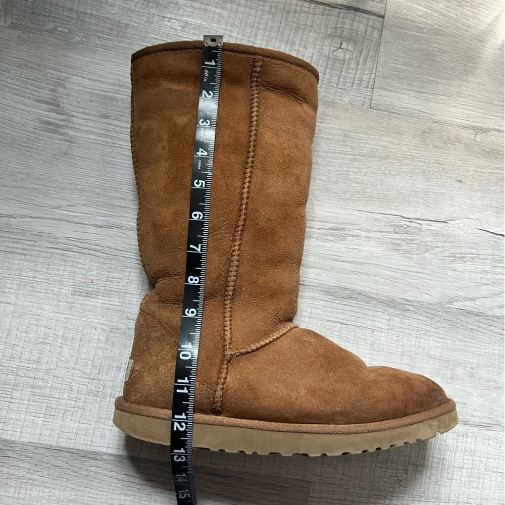 UGG Classic II Genuine Shearling Lined Boot Tan Sheepskin Boots